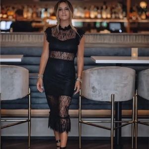 Vici X Gina black sheer lace dress size Xl NWT